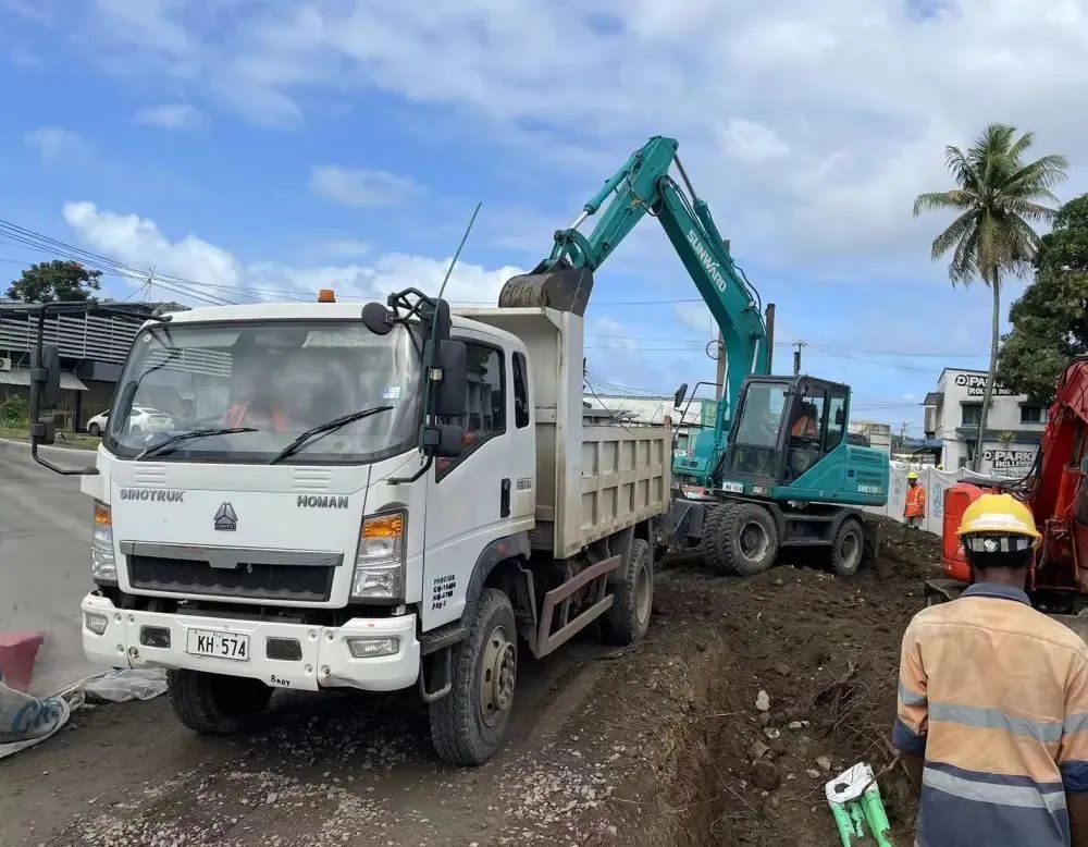 “山河绿”迈向南太平洋岛，山河智能轮挖助力斐济基础设施建设